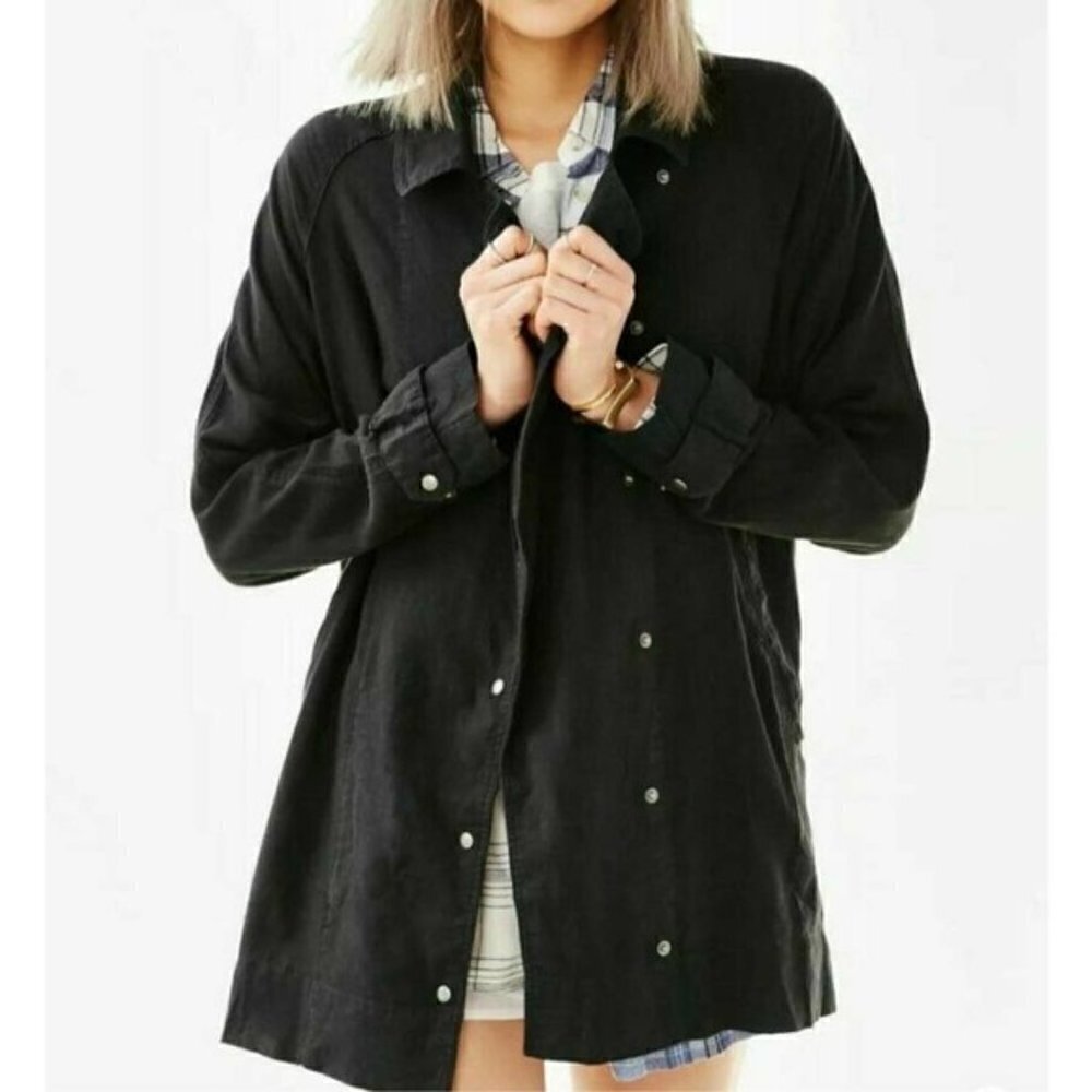 BDG Snap Button Linen Oversized Boyfriend Jacket
